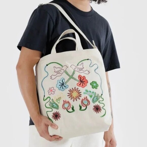 NWT Baggu Zip Duck Bag - Embroidered Birds - Picture 3 of 4